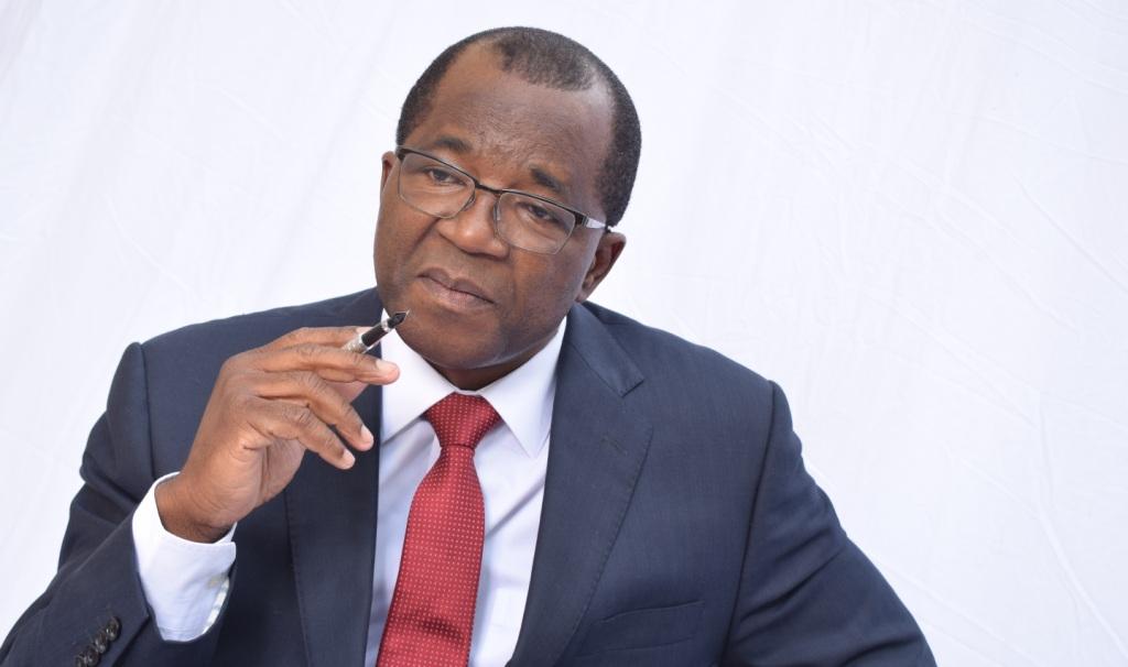 Comme L Avocat Du Diable 10 Lettres ET LES MINISTRES SE TAISAIENT…